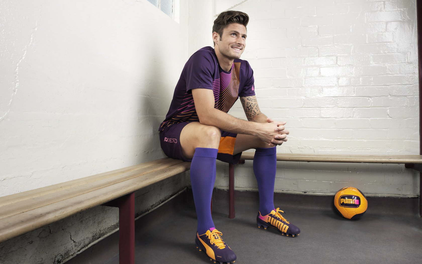 利物浦欧冠赛场逐步推进，目标冠军